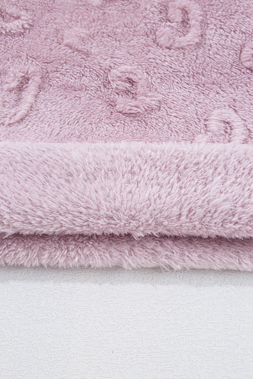 Light Pink Leopard Fleece Loungewear Set – Cozy Holiday Nights