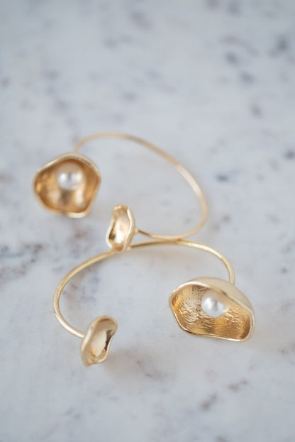 The Oyster Bangle in Gold