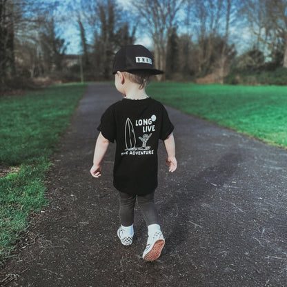 LONG LIVE THE ADVENTURE TEE - BLACK