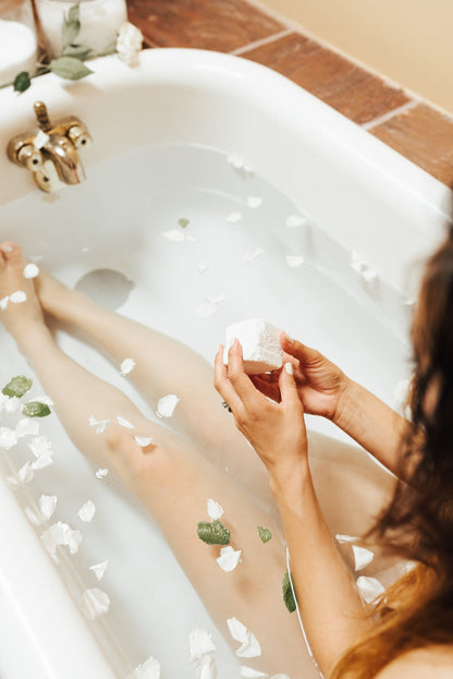 Agave & Teakwood - Sparkling Bath Tablets